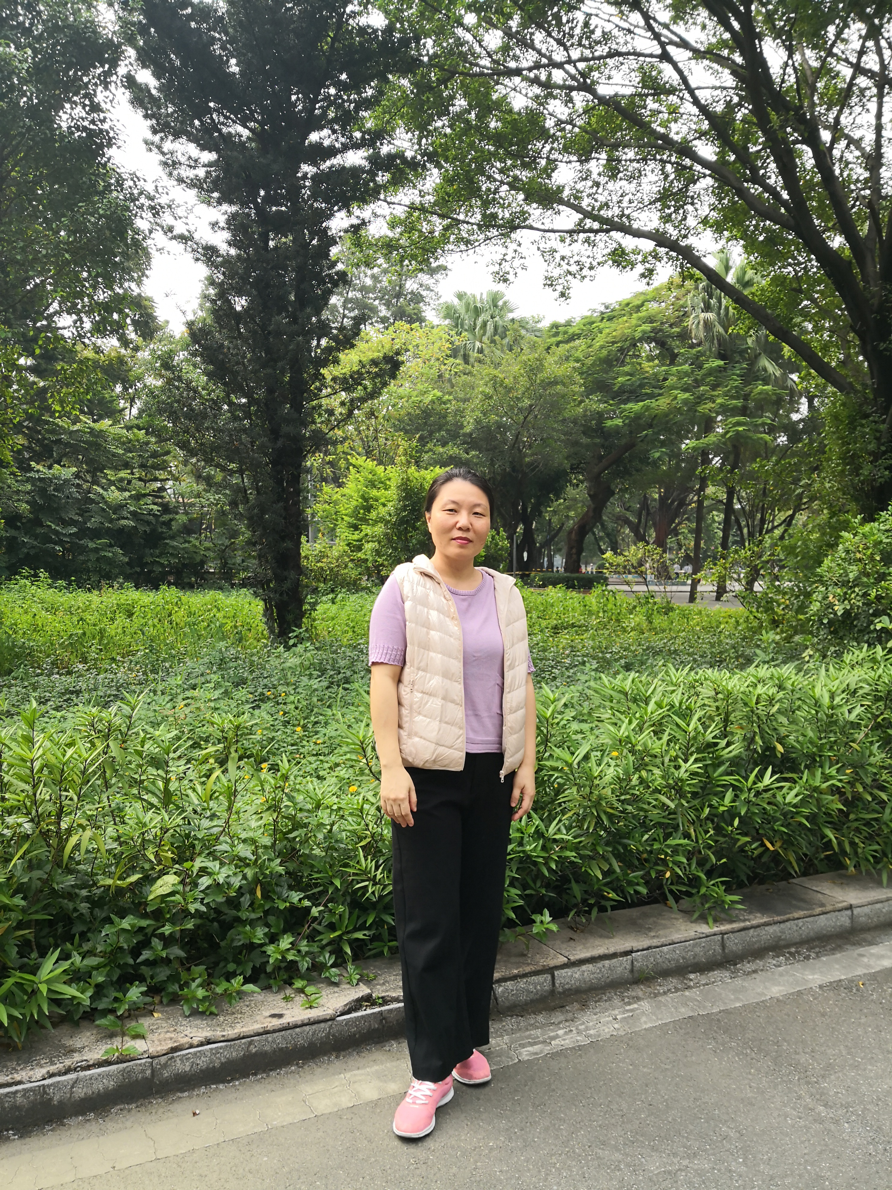 20-黄士.jpg